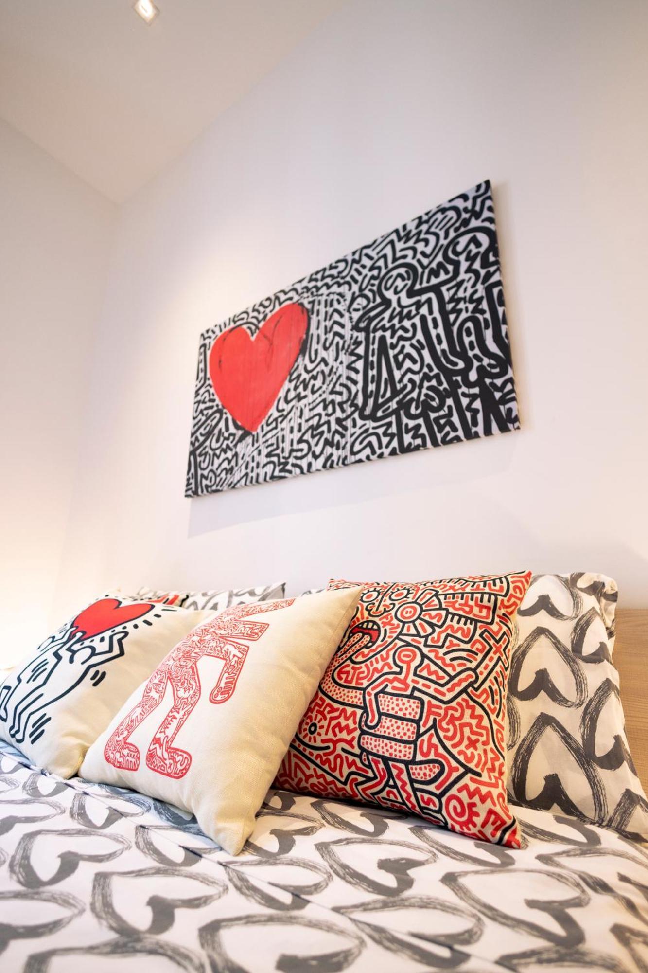 The Keith Haring Room - Private Bedroom Милано Екстериор снимка