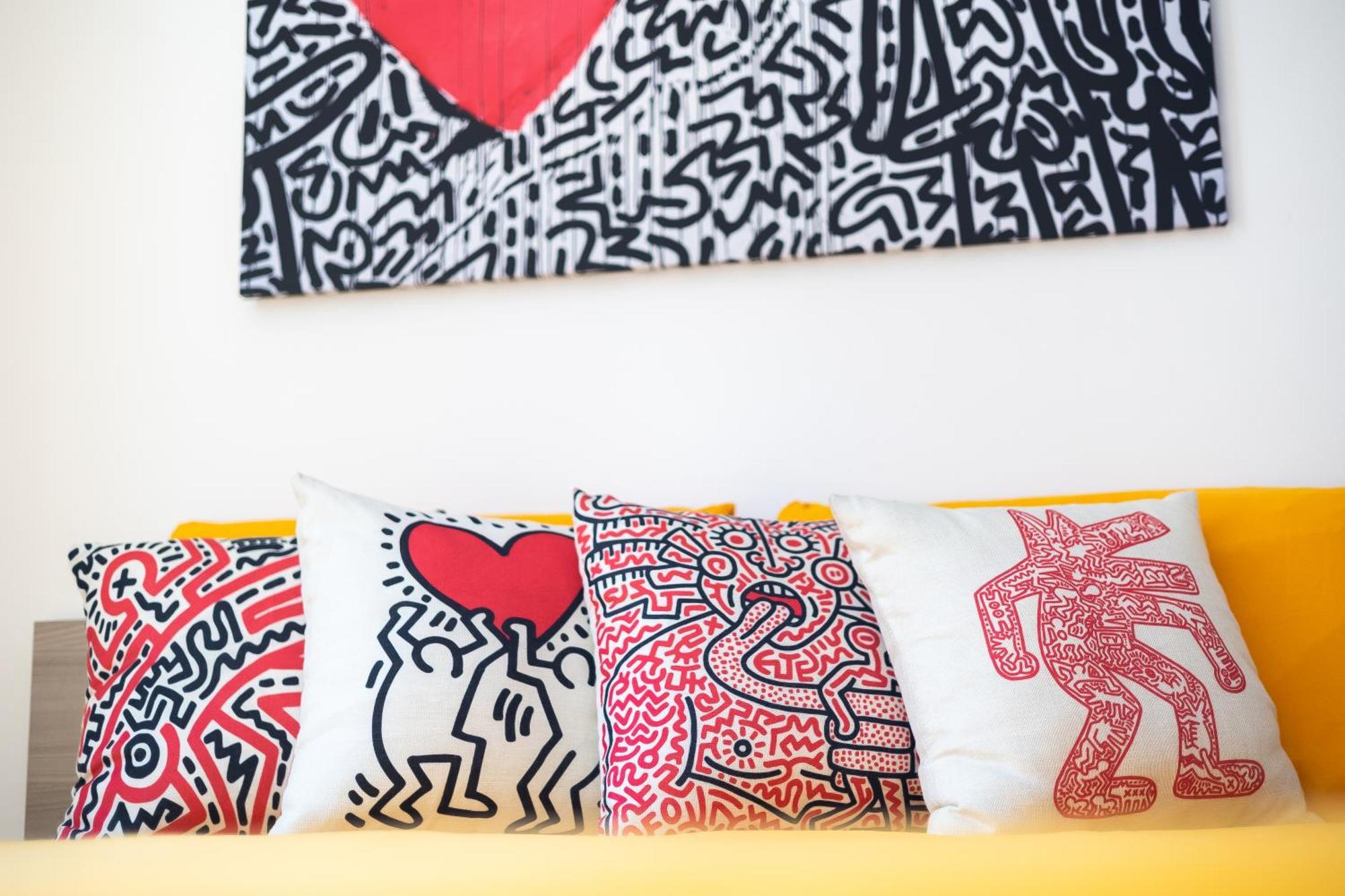 The Keith Haring Room - Private Bedroom Милано Екстериор снимка